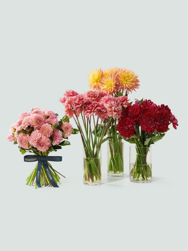 Constant. Dahlia bouquet 